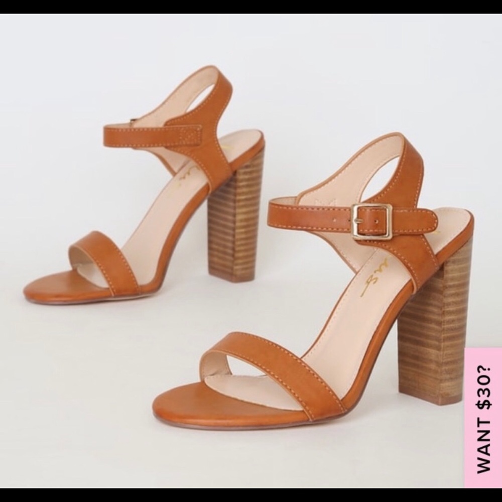 Lulu heeled sandals size 8! Brand new never worn